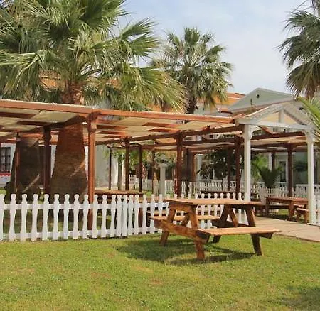 Otel Lucas Didim Yenihisar