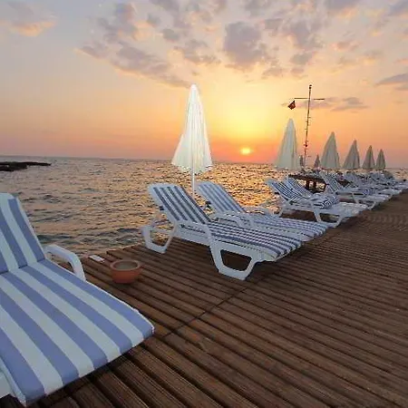 Otel Lucas Didim Yenihisar