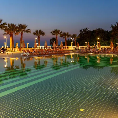 Lucas Didim ホテル 5*