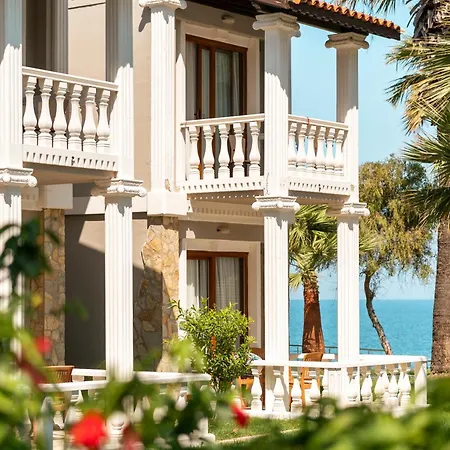 Lucas Didim Otel