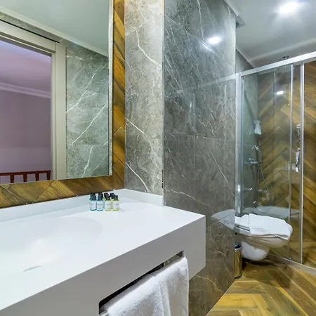 Lucas Didim Otel 5*