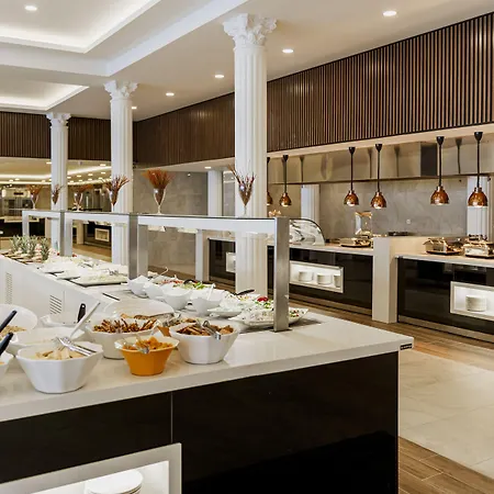 Lucas Didim 5* Yenihisar