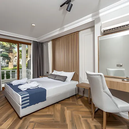 ホテル Lucas Didim 5*